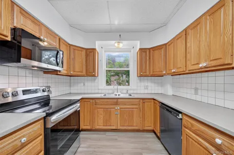 34 Market Street #1