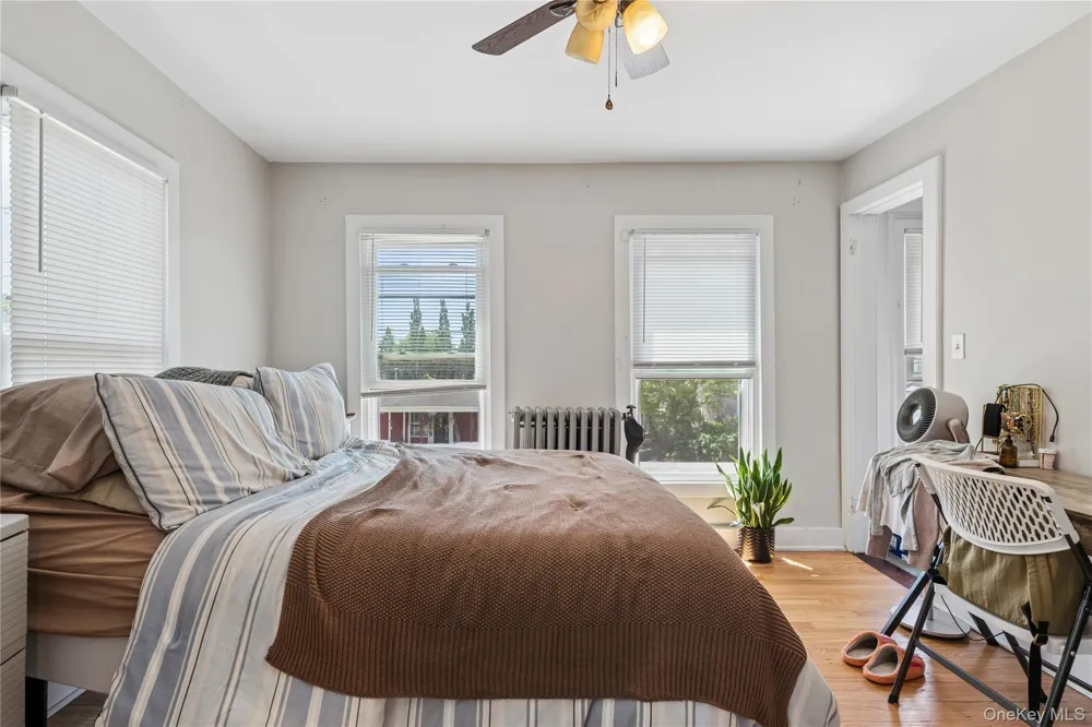 11 Park Avenue #2A Babylon, NY 11702