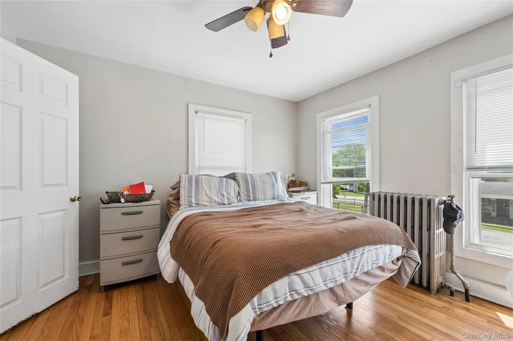 11 Park Avenue #2A Babylon, NY 11702