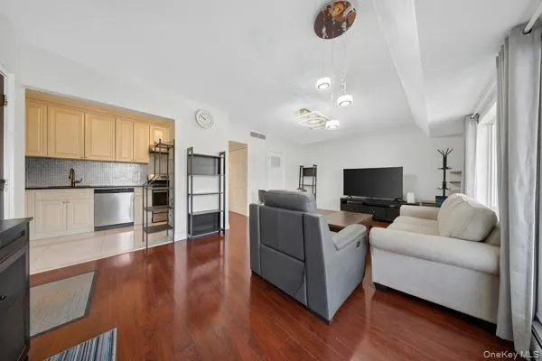 5-38 115th Street #538F College Point, NY 11356