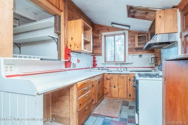 546 Berme Road High Falls, NY 12440