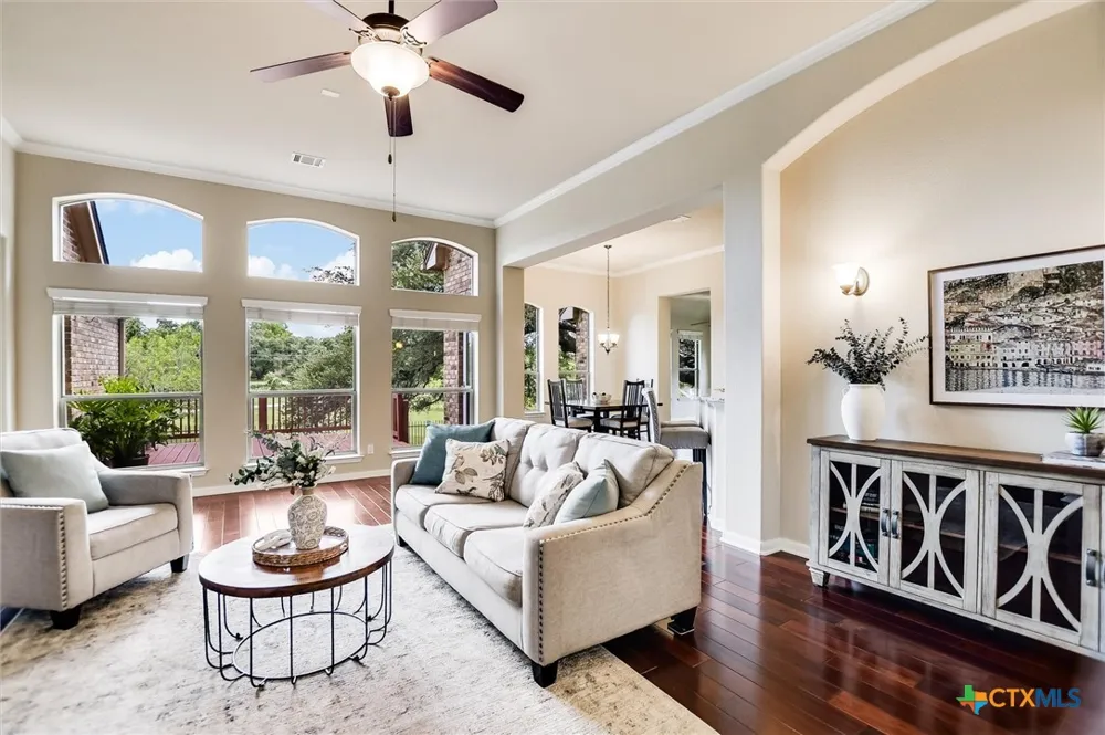 3526 Aquamarine Drive Round Rock, TX 78681