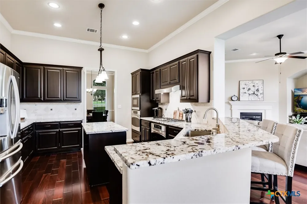 3526 Aquamarine Drive Round Rock, TX 78681