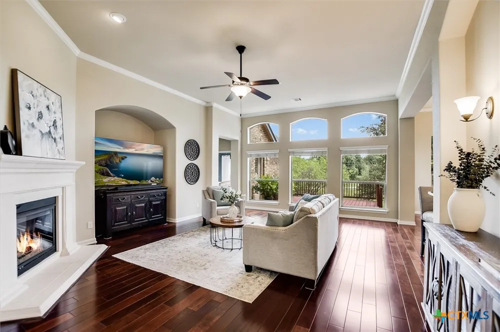3526 Aquamarine Drive Round Rock, TX 78681
