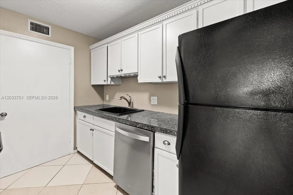 2303 Congress Ave #27 Boynton Beach, FL 33426