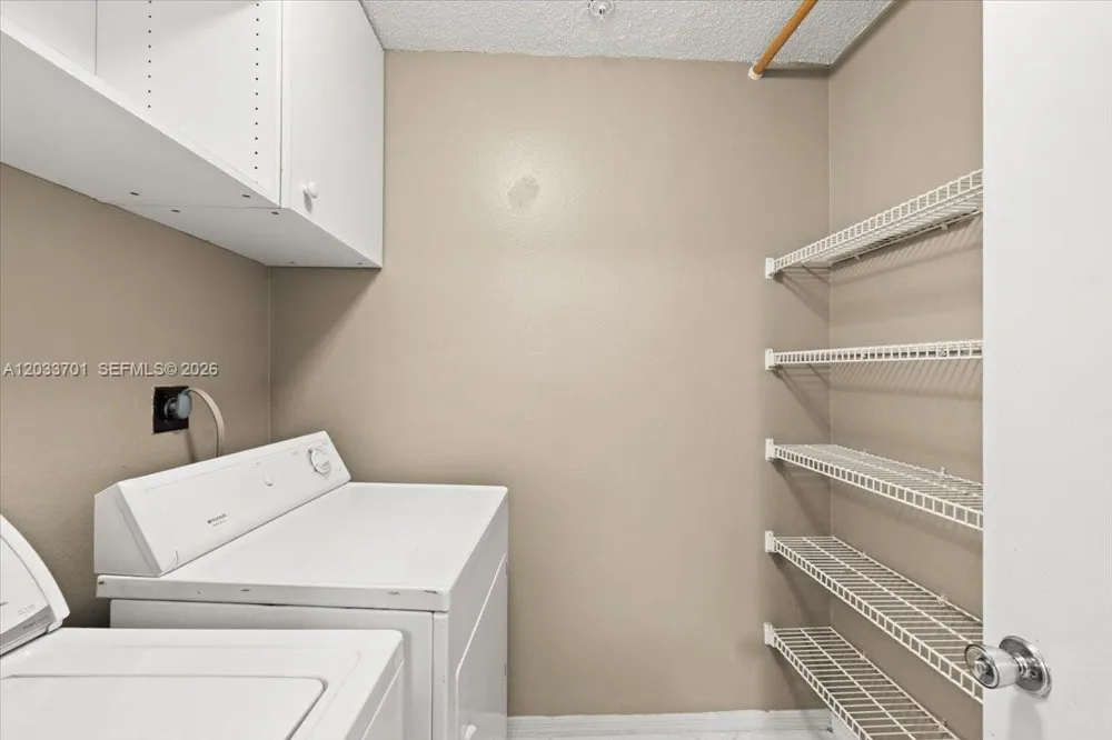 2303 Congress Ave #27 Boynton Beach, FL 33426