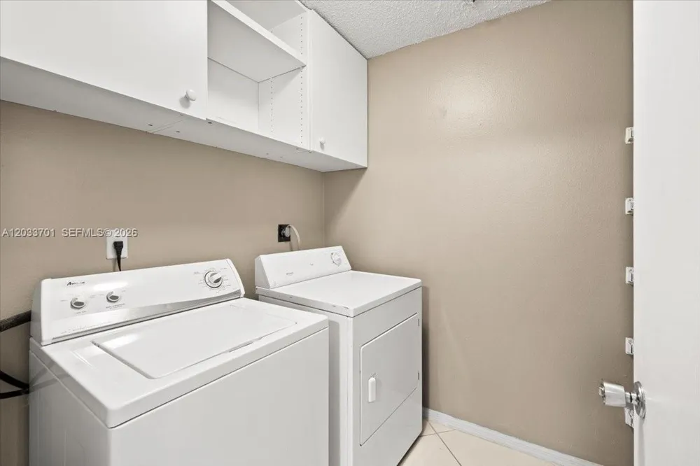2303 Congress Ave #27 Boynton Beach, FL 33426