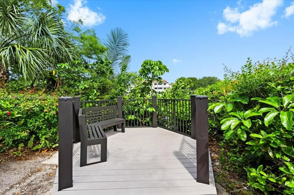 2303 Congress Ave #27 Boynton Beach, FL 33426