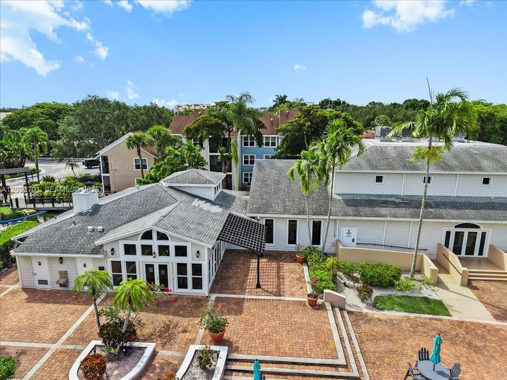 2303 Congress Ave #27 Boynton Beach, FL 33426
