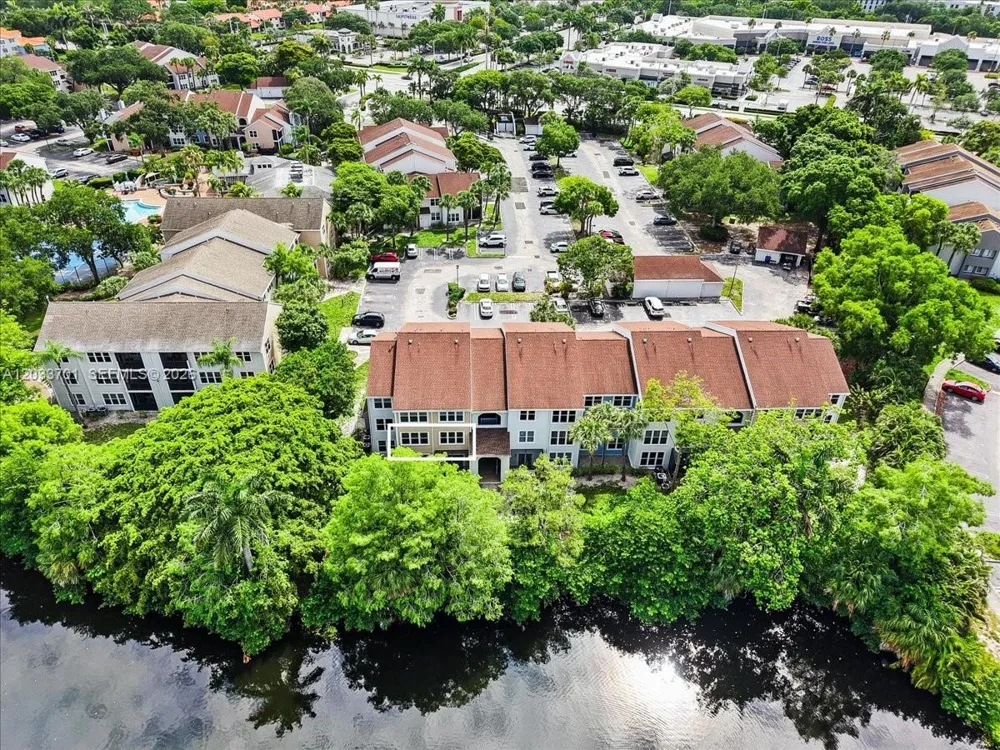 2303 Congress Ave #27 Boynton Beach, FL 33426