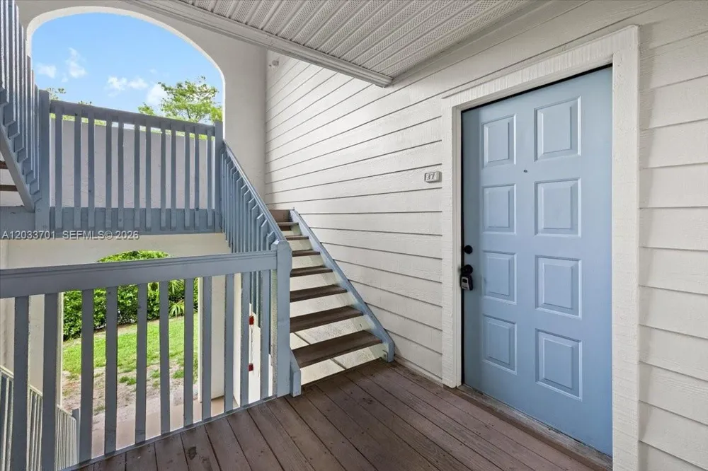 2303 Congress Ave #27 Boynton Beach, FL 33426