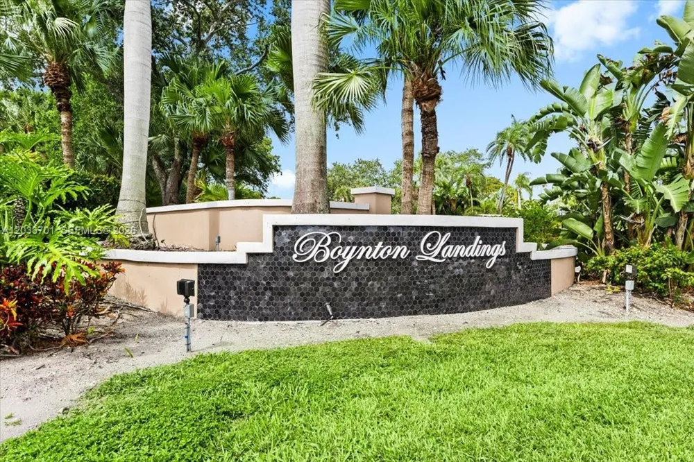 2303 Congress Ave #27 Boynton Beach, FL 33426