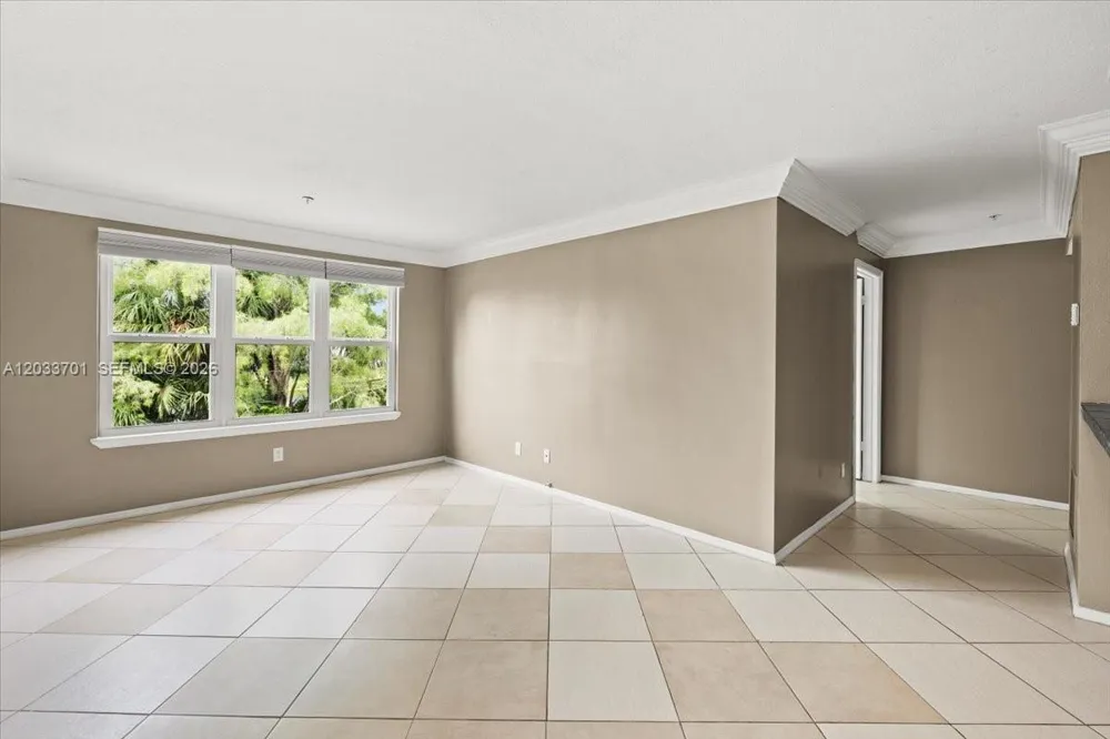 2303 Congress Ave #27 Boynton Beach, FL 33426