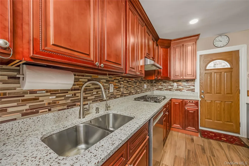 17316 Jewel Avenue Fresh Meadows, NY 11365