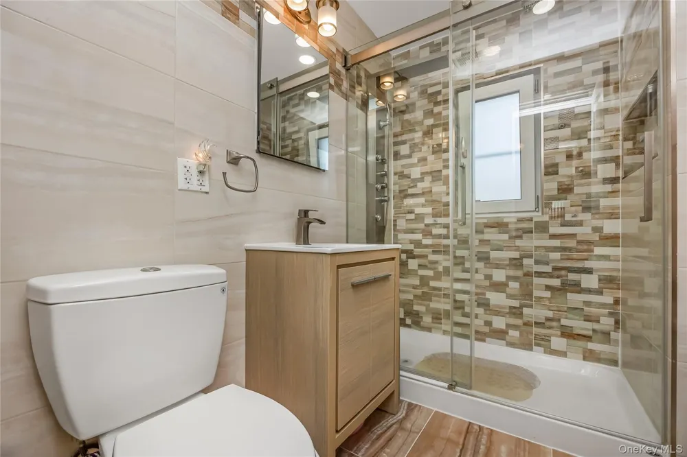17316 Jewel Avenue Fresh Meadows, NY 11365