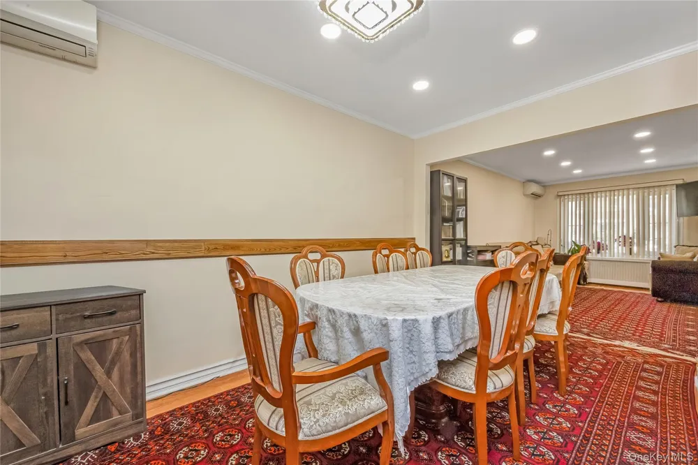 17316 Jewel Avenue Fresh Meadows, NY 11365