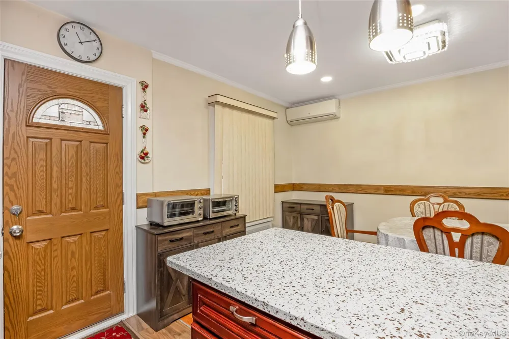 17316 Jewel Avenue Fresh Meadows, NY 11365
