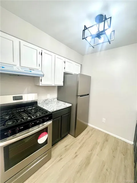 13-19 Cole Street #B22