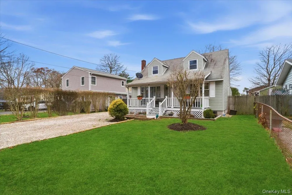 30 George Drive Mastic, NY 11950