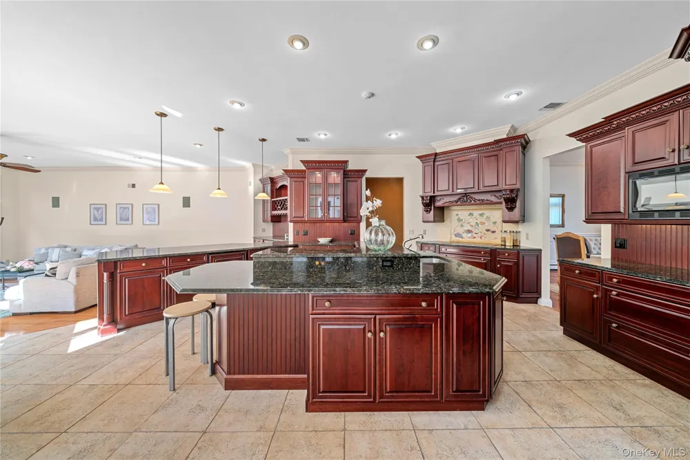 8 China Lane East Setauket, NY 11733