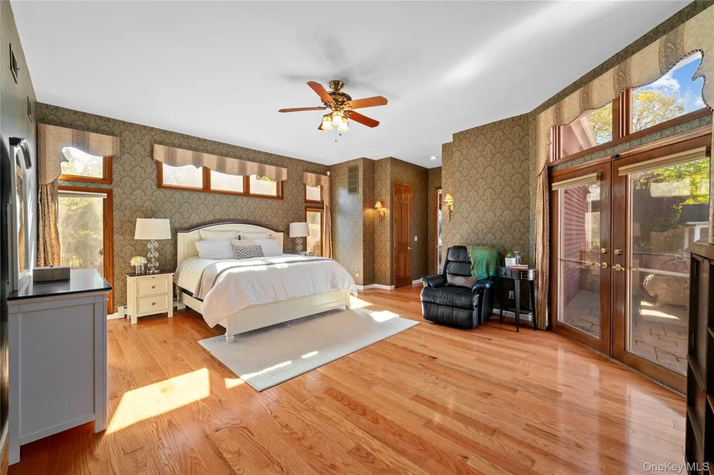 8 China Lane East Setauket, NY 11733