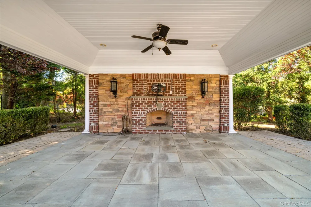 8 China Lane East Setauket, NY 11733