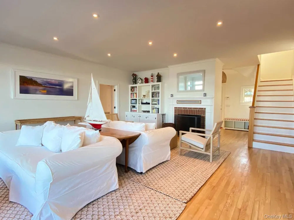 4705 Nassau Point Road Cutchogue, NY 11935