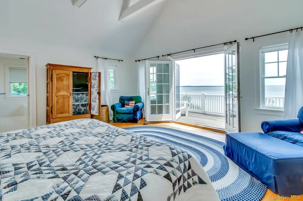 4705 Nassau Point Road Cutchogue, NY 11935