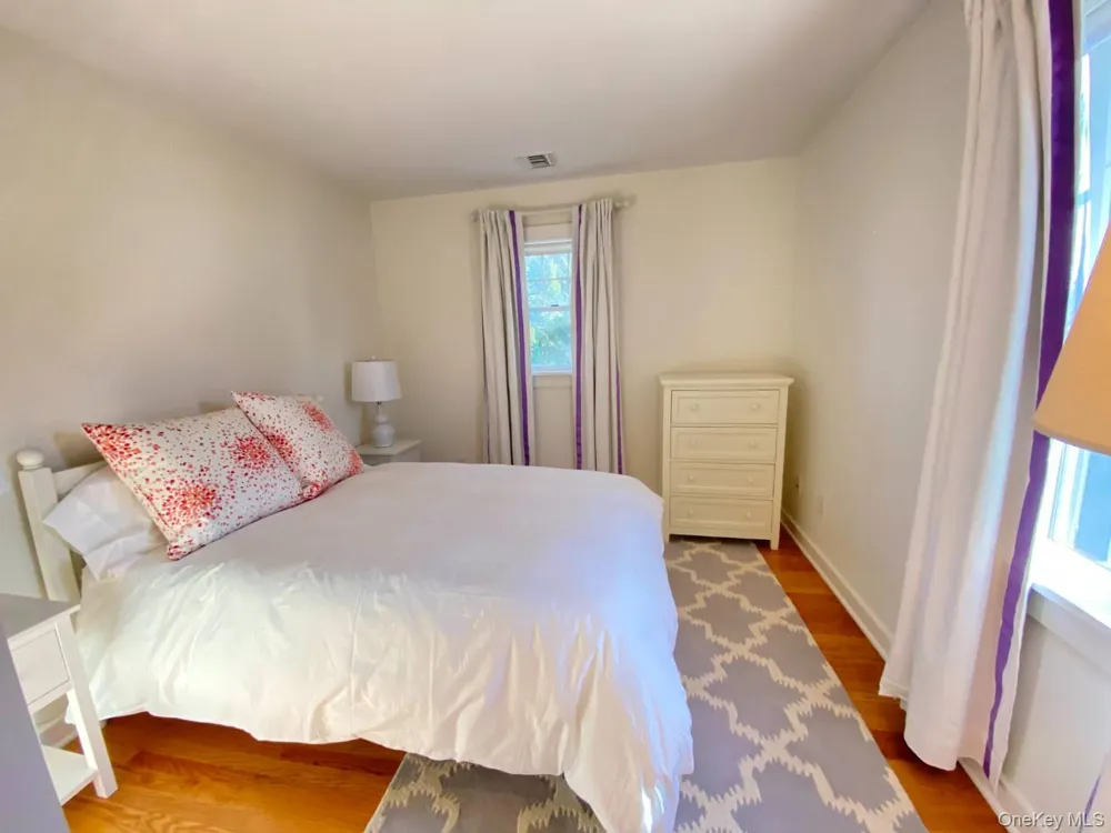4705 Nassau Point Road Cutchogue, NY 11935