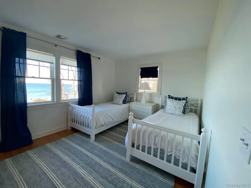 4705 Nassau Point Road Cutchogue, NY 11935