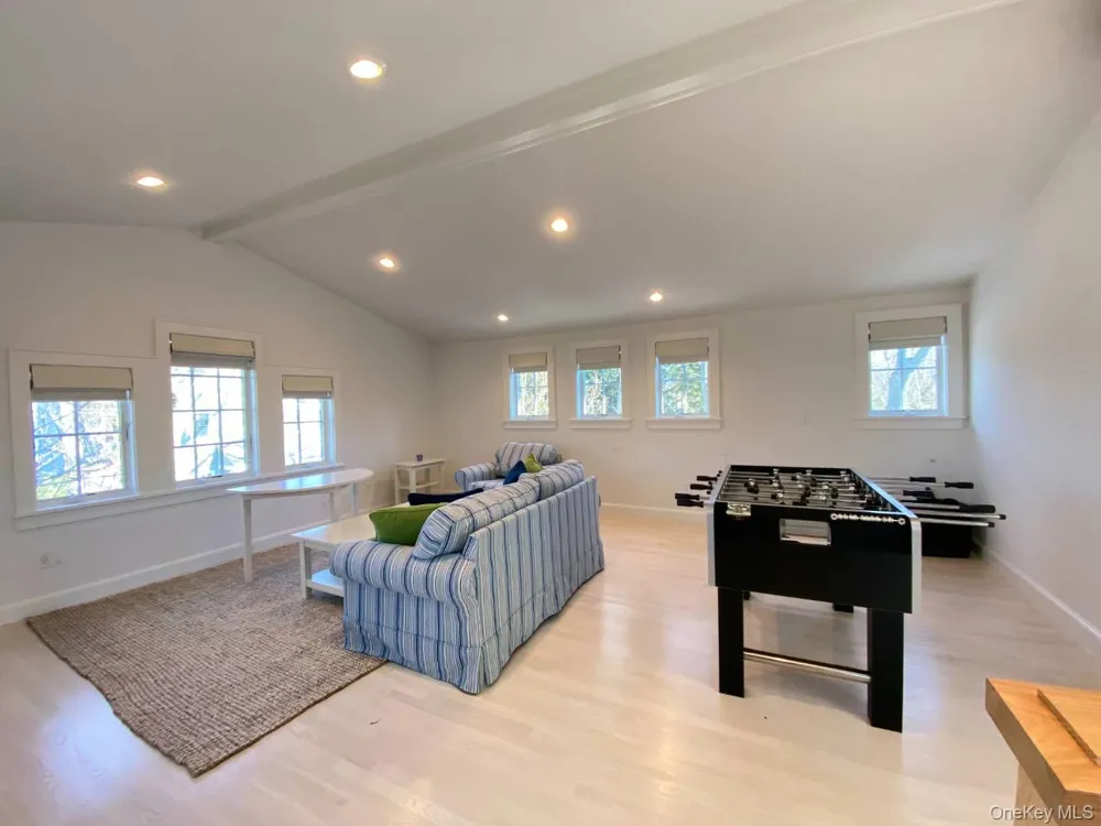 4705 Nassau Point Road Cutchogue, NY 11935