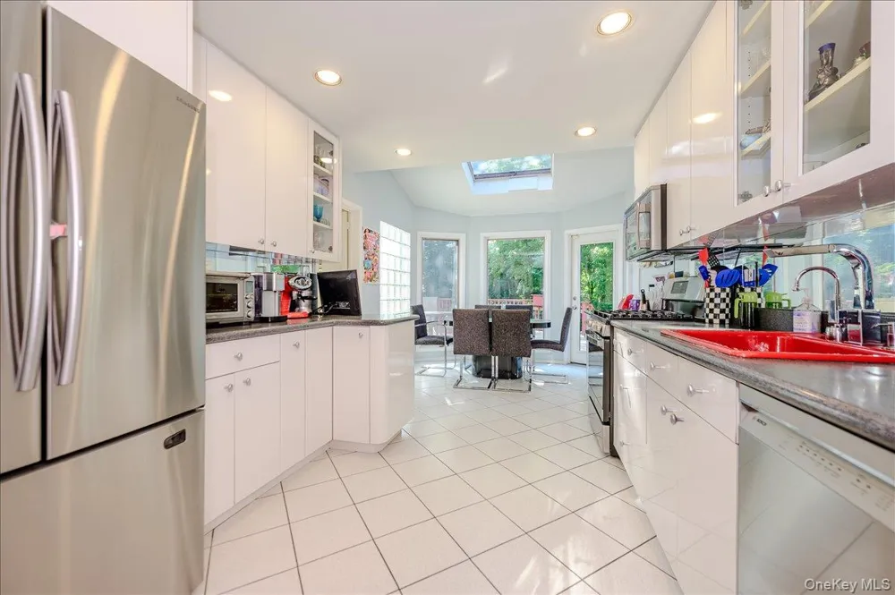 239 Hungry Harbor Road North Woodmere, NY 11581