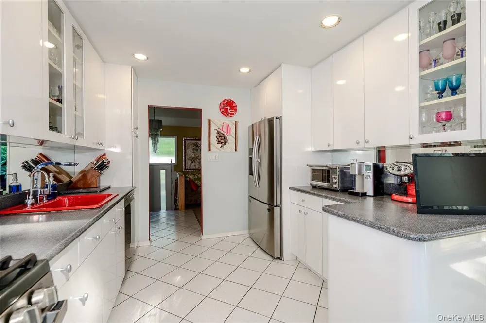 239 Hungry Harbor Road North Woodmere, NY 11581