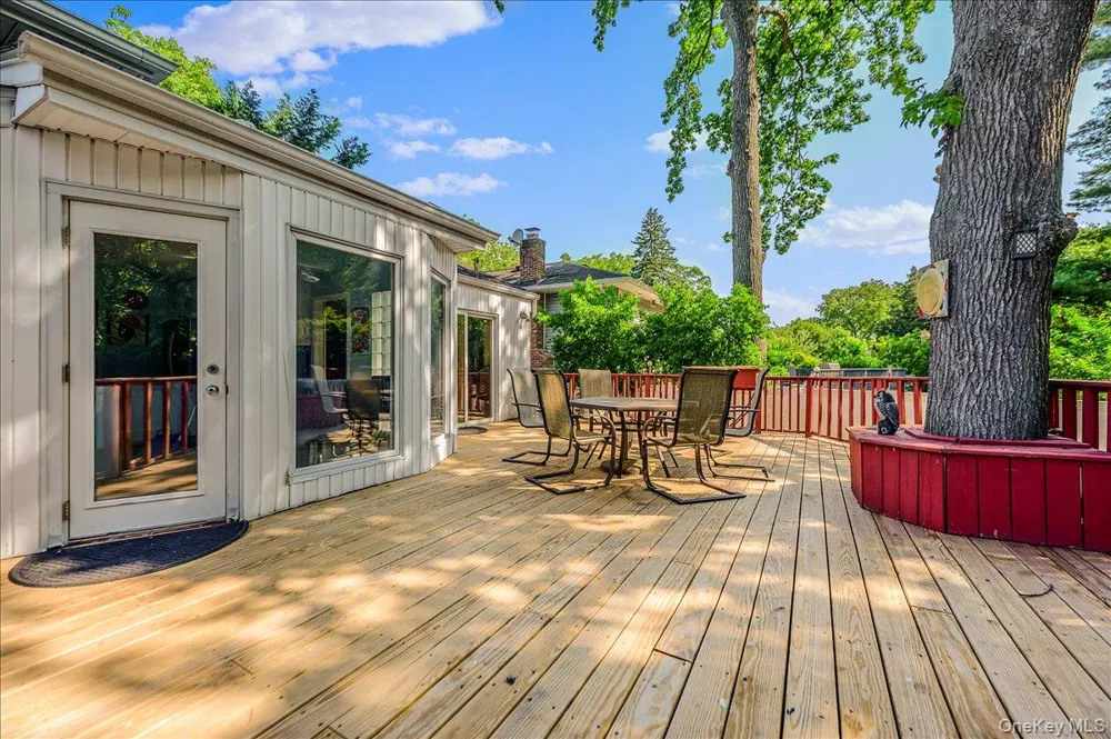 239 Hungry Harbor Road North Woodmere, NY 11581