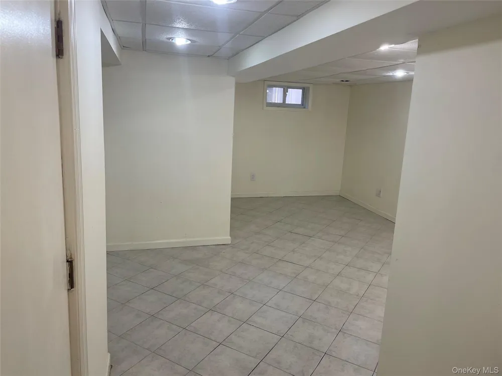 239 Hungry Harbor Road North Woodmere, NY 11581