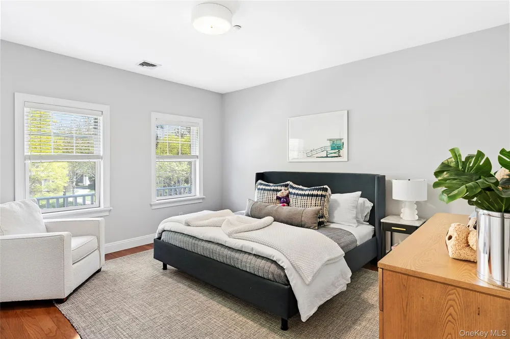 22 Gianna Court Southampton, NY 11968