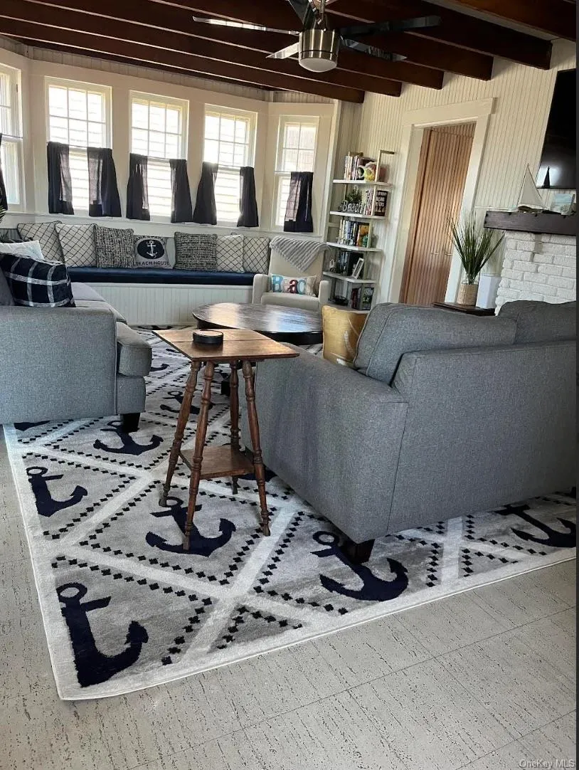 919 Evergreen Walk Ocean Beach, NY 11770