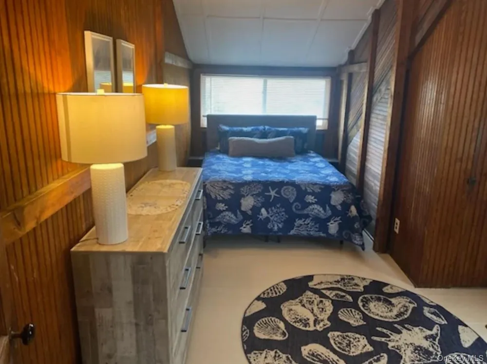 919 Evergreen Walk Ocean Beach, NY 11770