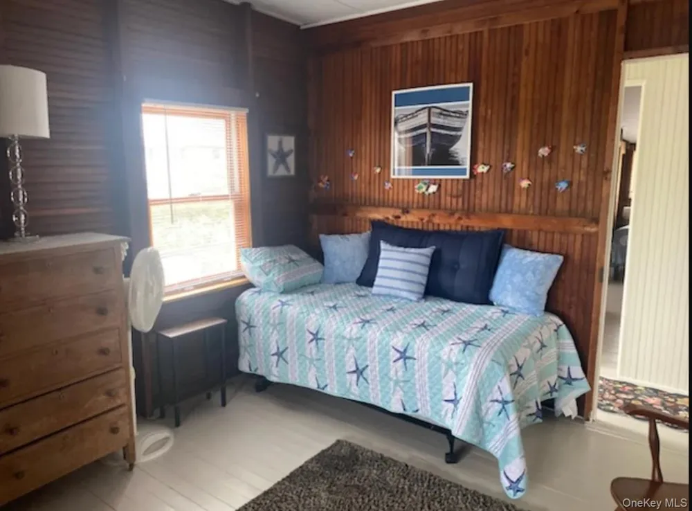 919 Evergreen Walk Ocean Beach, NY 11770