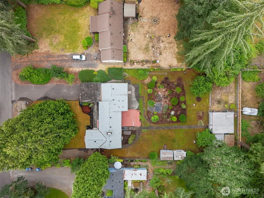 6353 School Street SW Lakewood, WA 98499