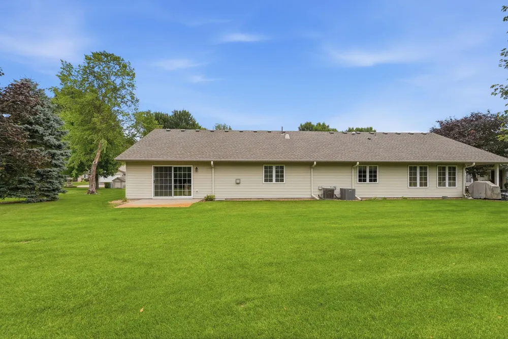 1009 Fairway Drive Princeton, MN 55371