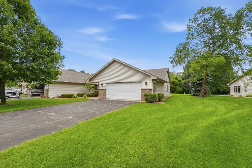 1009 Fairway Drive Princeton, MN 55371