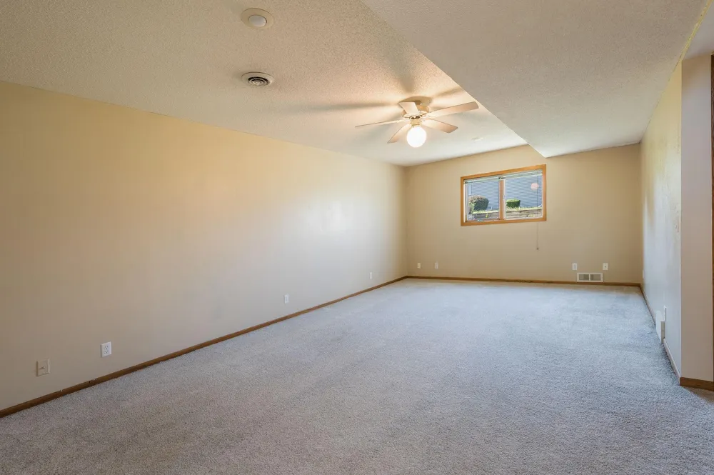 3801 Cedar Park Road Fairmont, MN 56031