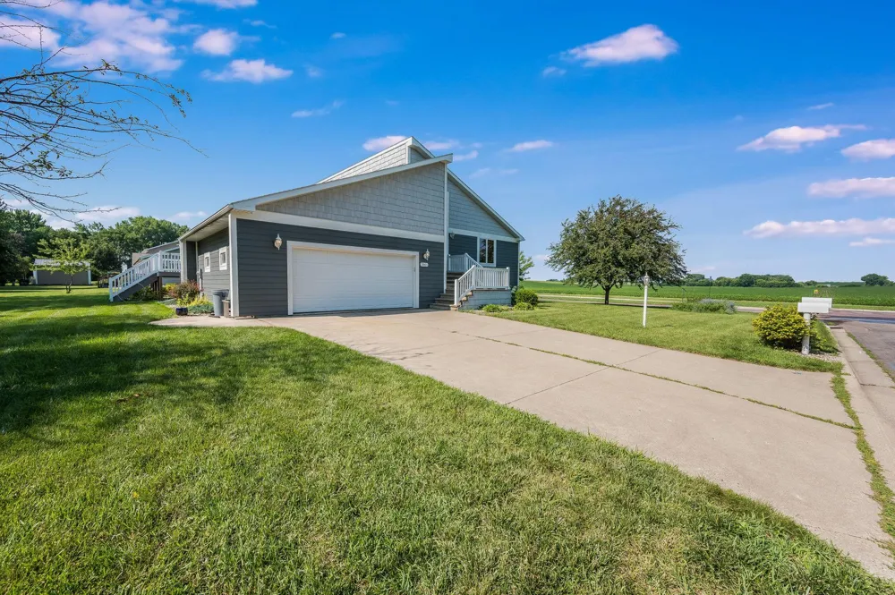 3801 Cedar Park Road Fairmont, MN 56031