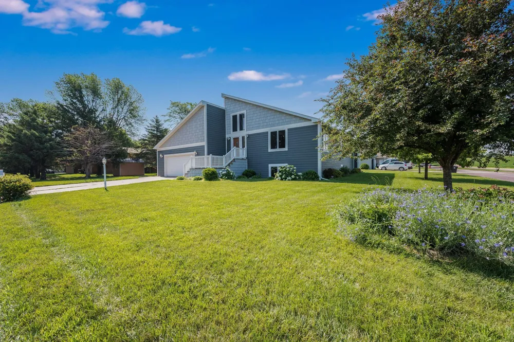 3801 Cedar Park Road Fairmont, MN 56031