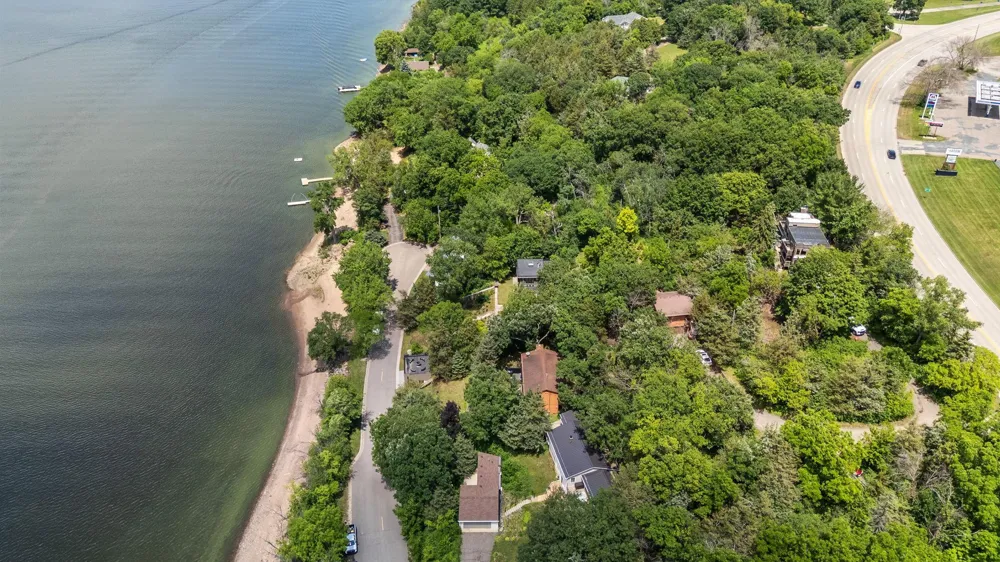 1020 Lake Street Prescott, WI 54021