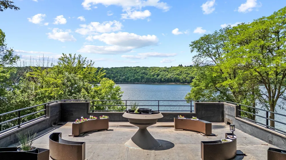 1020 Lake Street Prescott, WI 54021