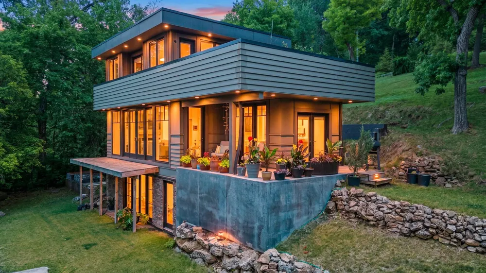 1020 Lake Street Prescott, WI 54021