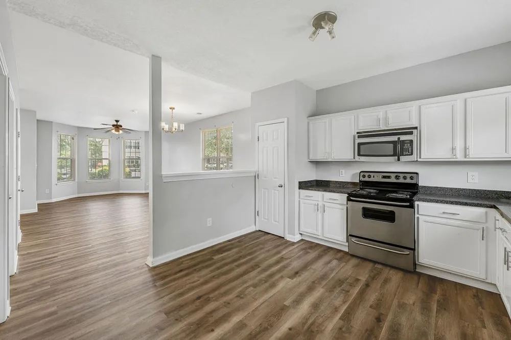 284 Commons Drive Jonesboro, GA 30236