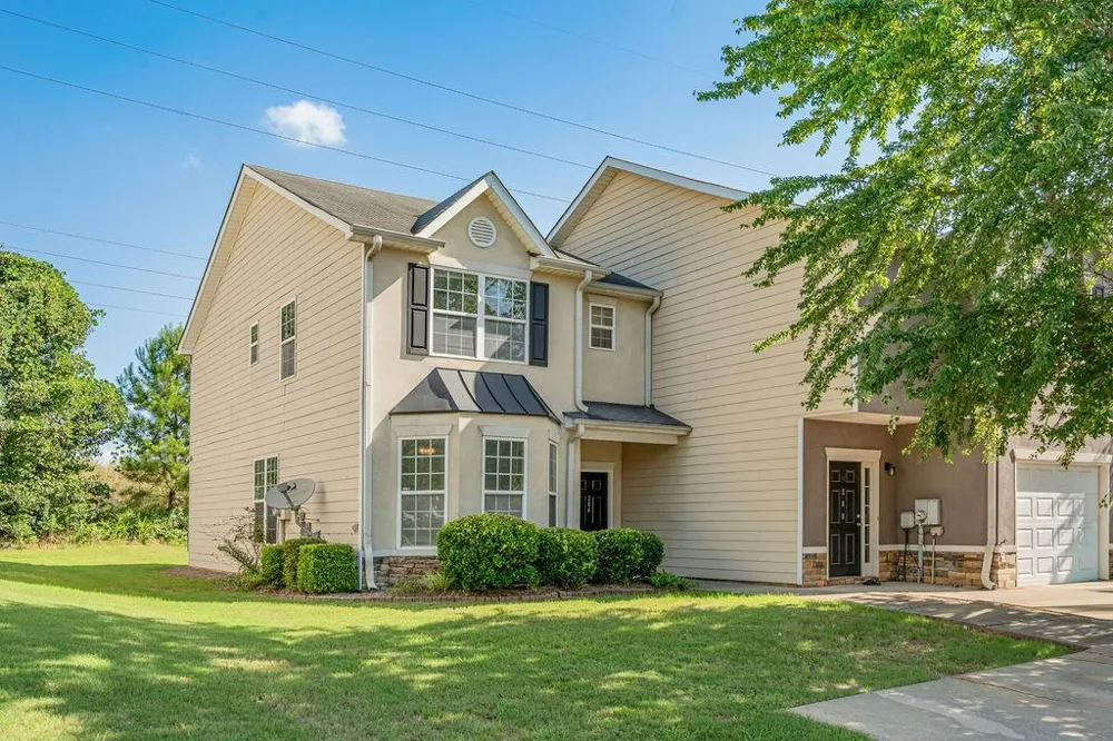 284 Commons Drive Jonesboro, GA 30236